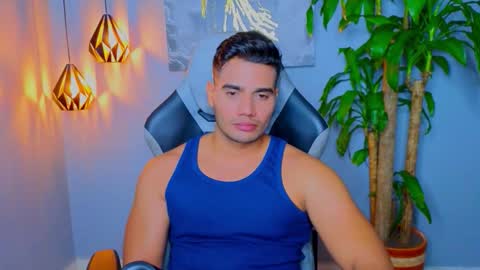 Snapshot of andresfiit chatting on October 2025 02:06:01 AM Andres online show from October 2025 02:06:01 AM