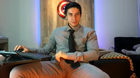 Andrew online show from September 2025 06:28:02 AM