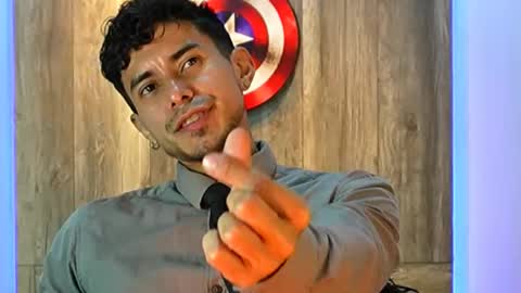 Andrew online show from October 2025 06:12:01 AM