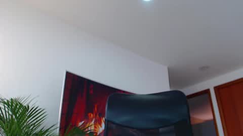 ANDREW WEST online show from December 2024 04:17:01 PM
