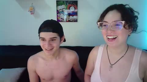 Snapshot of andrewanndcherry chatting on January 2025 12:35:02 AM Andrew and Cherry online show from January 2025 12:35:02 AM