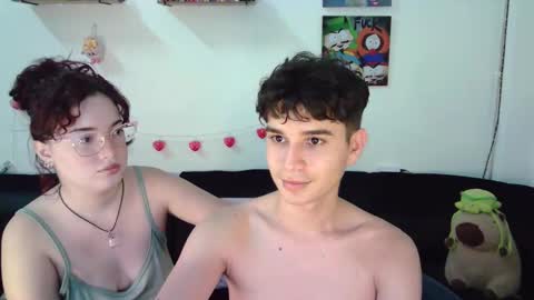 Snapshot of andrewanndcherry chatting on February 2025 12:53:02 AM Andrew and Cherry online show from February 2025 12:53:02 AM