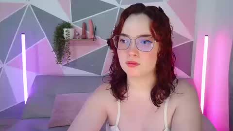 Snapshot of andrewanndcherry chatting on September 2025 11:15:01 PM Andrew and Cherry online show from September 2025 11:15:01 PM