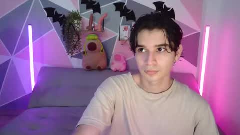 Snapshot of andrewanndcherry chatting on October 2025 12:44:02 AM Andrew and Cherry online show from October 2025 12:44:02 AM