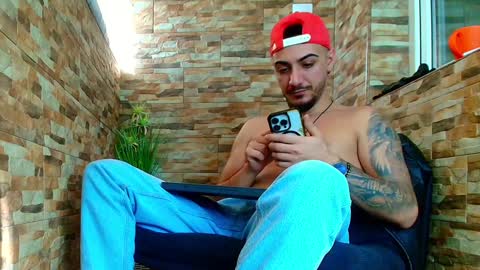 Snapshot of andrewbanner chatting on January 2025 09:01:01 AM MasterRomania online show from January 2025 09:01:01 AM