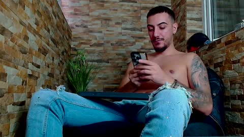 Snapshot of andrewbanner chatting on February 2025 07:41:01 AM MasterRomania online show from February 2025 07:41:01 AM