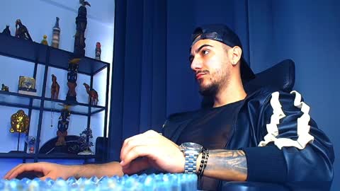 Snapshot of andrewbanner chatting on February 2025 08:22:01 AM MasterRomania online show from February 2025 08:22:01 AM