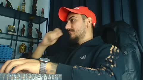 Snapshot of andrewbanner chatting on February 2025 05:42:02 AM MasterRomania online show from February 2025 05:42:02 AM