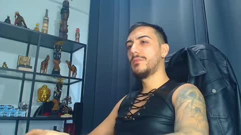 Snapshot of andrewbanner chatting on March 2025 05:20:02 AM MasterRomania online show from March 2025 05:20:02 AM