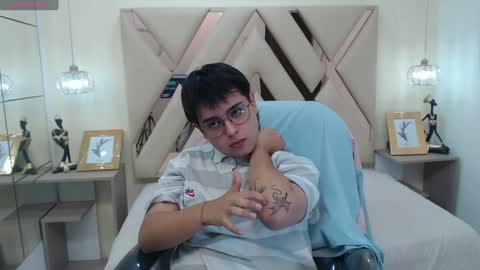 ANDREW online show from January 2025 06:20:02 PM