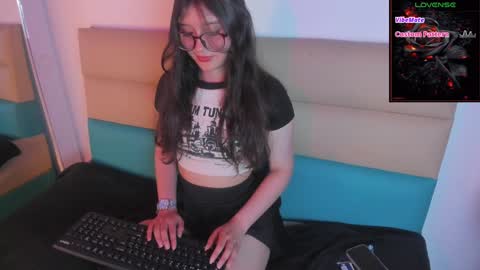   online show from December 2024 07:32:02 PM