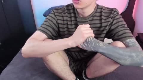 Snapshot of andy_bankai chatting on December 2025 05:20:01 PM twx Andy twink3 online show from December 2025 05:20:01 PM