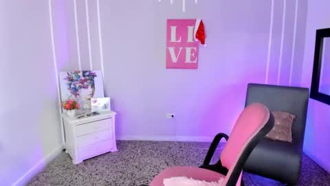 Andrea online show from December 2024 02:37:02 PM