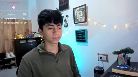 Snapshot of andy_guez_11 chatting on December 2024 01:29:02 PM andy_guez_11 online show from December 2024 01:29:02 PM