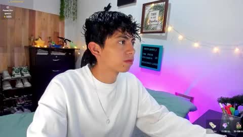 Snapshot of andy_guez_11 chatting on January 2025 09:56:01 AM andy_guez_11 online show from January 2025 09:56:01 AM