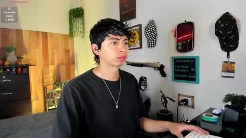 Snapshot of andy_guez_11 chatting on March 2025 12:41:02 PM andy_guez_11 online show from March 2025 12:41:02 PM