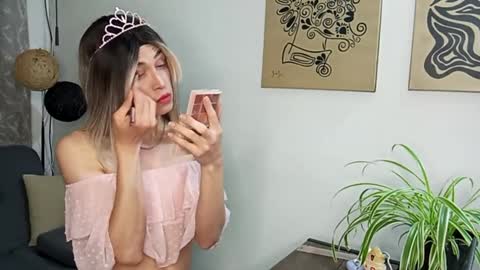 Snapshot of andy_vander chatting on October 2025 02:33:01 AM Andy van der Rose online show from October 2025 02:33:01 AM