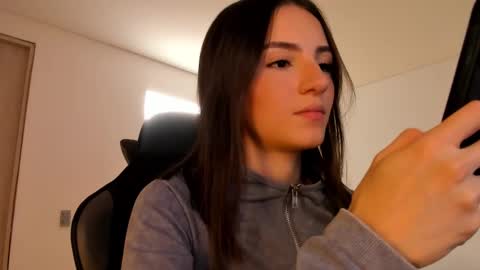      online show from February 2025 05:21:02 PM