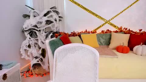 Claire - be back soon online show from October 2025 09:16:02 PM