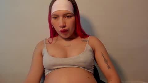 Snapshot of angel_copper chatting on February 2025 11:37:02 PM Angie indepent model online show from February 2025 11:37:02 PM