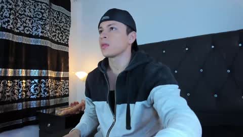 Angel Cuervo online show from January 2025 12:36:02 PM