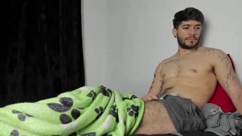 Snapshot of angel_damons_ chatting on December 2024 02:00:01 PM Angel Damons online show from December 2024 02:00:01 PM