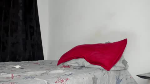 Snapshot of angel_damons_ chatting on January 2025 05:21:02 PM Angel Damons online show from January 2025 05:21:02 PM