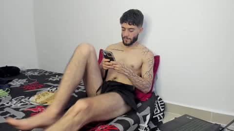 Snapshot of angel_damons_ chatting on February 2025 06:35:02 PM Angel Damons online show from February 2025 06:35:02 PM