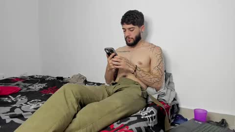 Snapshot of angel_damons_ chatting on March 2025 12:58:02 PM Angel Damons online show from March 2025 12:58:02 PM