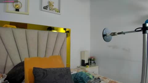 Snapshot of angel_dthroat chatting on January 2025 12:06:02 PM ANGHEL online show from January 2025 12:06:02 PM