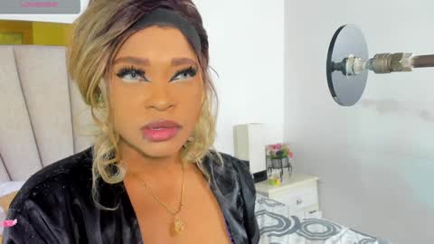 Snapshot of angel_dthroat chatting on January 2025 12:10:01 PM ANGHEL online show from January 2025 12:10:01 PM