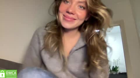 Snapshot of angel_from_sky chatting on March 2025 02:10:02 PM Greetings Jess online show from March 2025 02:10:02 PM
