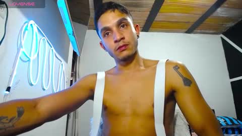Angel online show from March 2025 09:29:02 PM