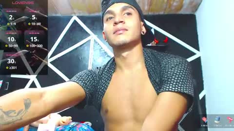 Angel online show from September 2025 08:44:01 PM