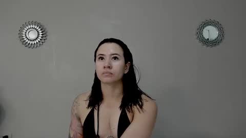 Snapshot of angel_martins chatting on October 2025 10:39:02 PM Angel online show from October 2025 10:39:02 PM