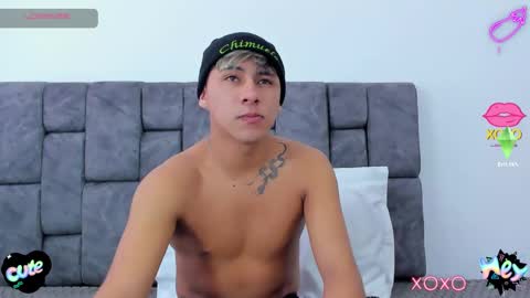 Angel Medina online show from September 2025 01:25:02 PM