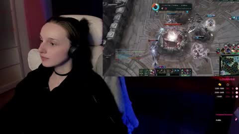 Snapshot of angel_runa chatting on January 2025 02:17:02 PM Mira online show from January 2025 02:17:02 PM