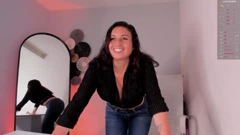 Ange online show from January 2025 03:50:01 PM