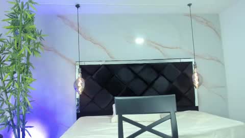 Snapshot of angelaa_cute chatting on October 2025 12:13:02 PM ANGELA online show from October 2025 12:13:02 PM