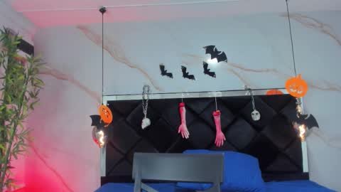 Snapshot of angelaa_cute chatting on October 2025 12:23:02 PM ANGELA online show from October 2025 12:23:02 PM