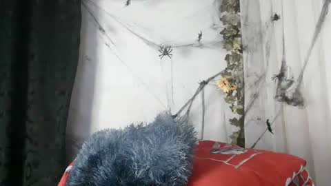 Snapshot of angelainparis28 chatting on October 2025 06:14:01 AM ANGELA online show from October 2025 06:14:01 AM