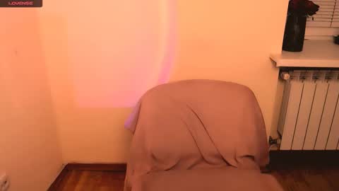 Snapshot of angelalice_ chatting on October 2025 10:38:01 AM Alice online show from October 2025 10:38:01 AM