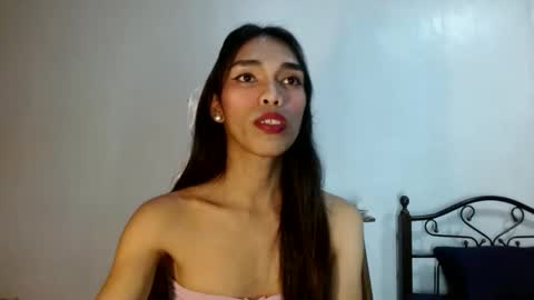 SENORITA online show from January 2025 12:42:01 PM