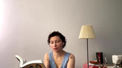 Elisa online show from October 2025 07:41:01 AM