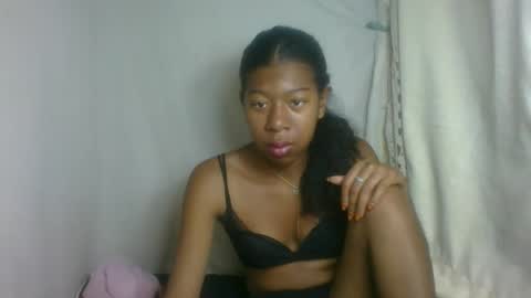 angelette93 online show from September 2025 02:51:01 PM