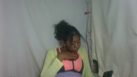 angelette93 online show from September 2025 12:02:02 AM