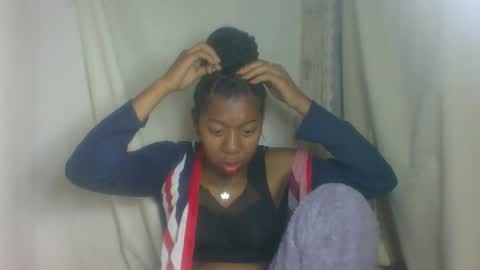 angelette93 online show from September 2025 10:11:02 PM