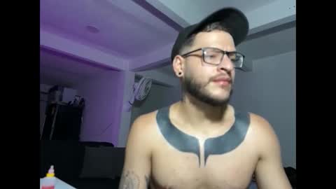 Snapshot of angelfrancooo chatting on October 2025 01:39:01 AM angelfrancooo online show from October 2025 01:39:01 AM