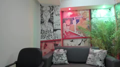 Angeli online show from February 2025 10:40:02 AM