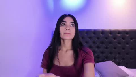 Angeli online show from October 2025 10:56:01 AM